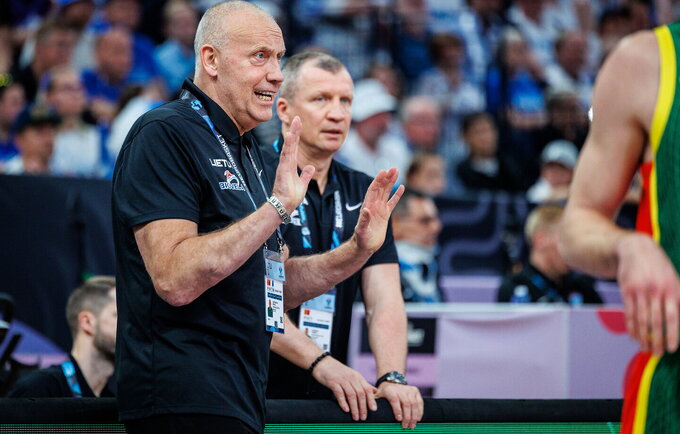 R.Kurtinaitis nesusieja R.Jokubaičio traumos su fiziniu krūviu (BNS nuotr.)