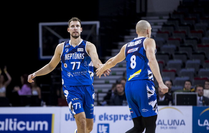 N.Mineikis lygiuojasi į NBA žvaigždes (LKL nuotr.)