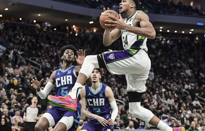 G.Antetokounmpo nulėmė rungtynes (Scanpix nuotr.)