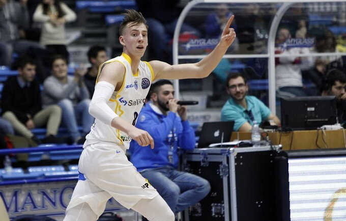 A.Kulboka po krepšiu atrodė galingai (FIBA Europe nuotr.)