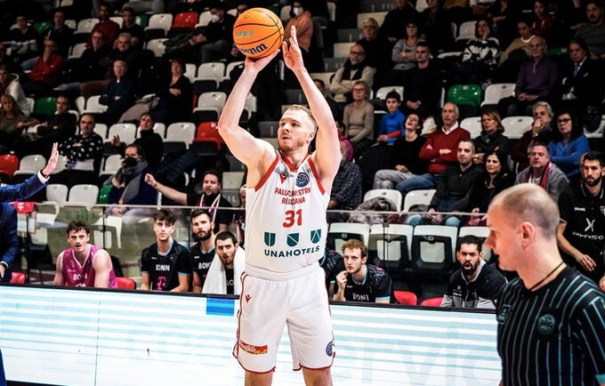 O.Olisevičius fiksavo dvigubą dublį (FIBA Europe nuotr.)