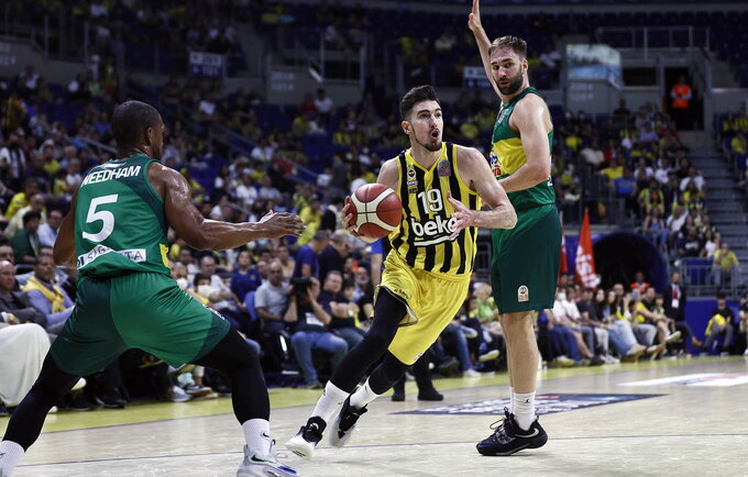 N.De Colo buvo nesulaikomas