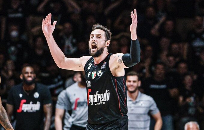 M.Belinelli bijo baigti karjerą
