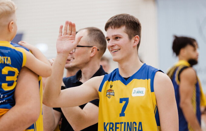 J.Žiubrys lieka Kretingoje (NKL)