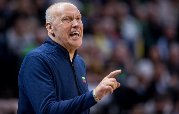 R.Kurtinaitis apžvelgė rungtynes (LKF nuotr.)