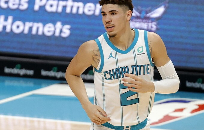 L.Ballas yra mylimas NBA gerbėjų (Scanpix nuotr.)