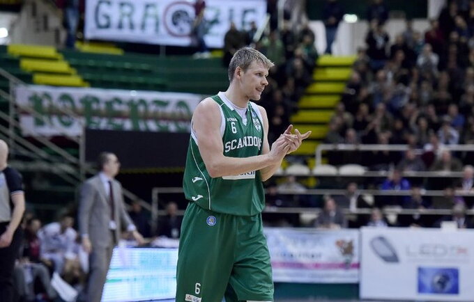 B.Veikalas neišsiskyrė (Scanpix)
