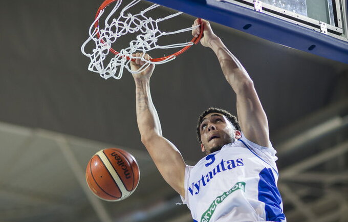LiAngelo Ballas įmetė 20 taškų (www.kavolelis.lt)