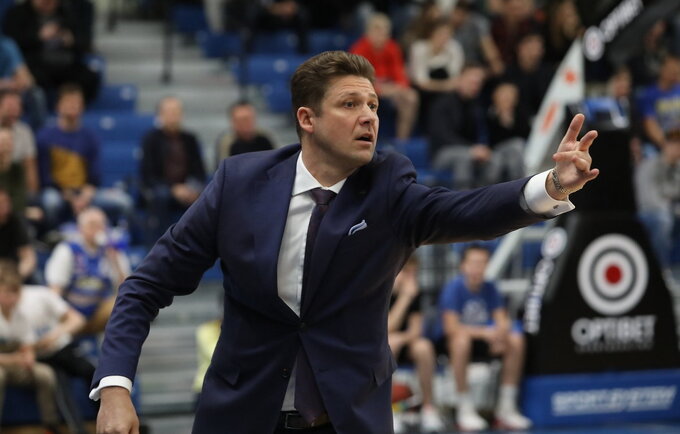 D.Kairio ekipa pirmą mačą laimėjo