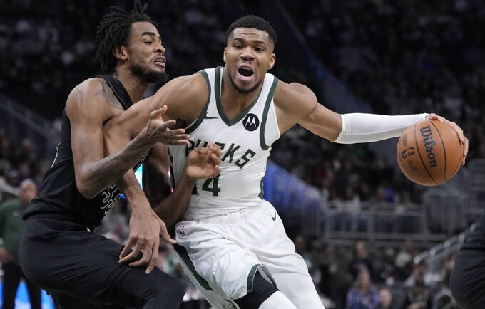 G.Antetokounmpo stebuklo nesukūrė (Scanpix nuotr.)