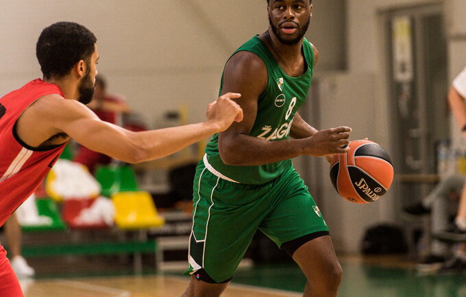 E.Mudiay pasiuntė žinutę sirgaliams (www.zalgiris.lt nuotr.)