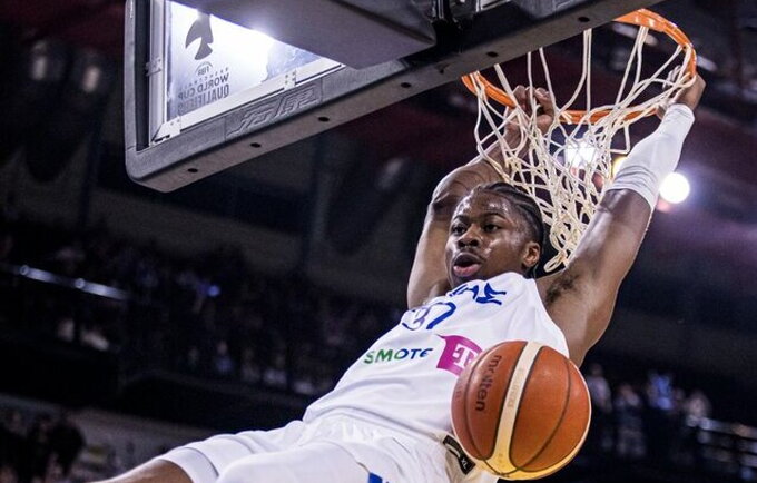 K.Antetokounmpo tempė graikus (FIBA nuotr.)