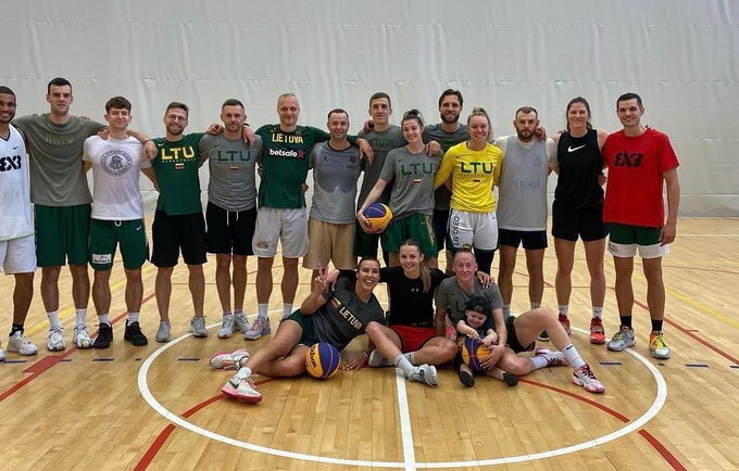3x3 rinktinės pradėjo pasirengimą