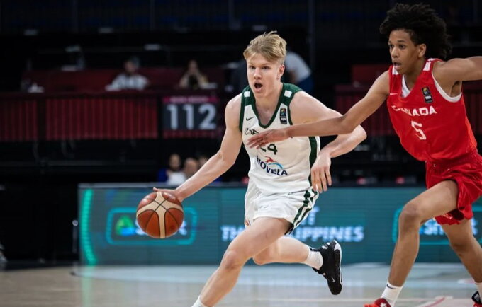 D.Buika ketvirtojo kėlinio pabaigoje susižeidė (FIBA nuotr.)