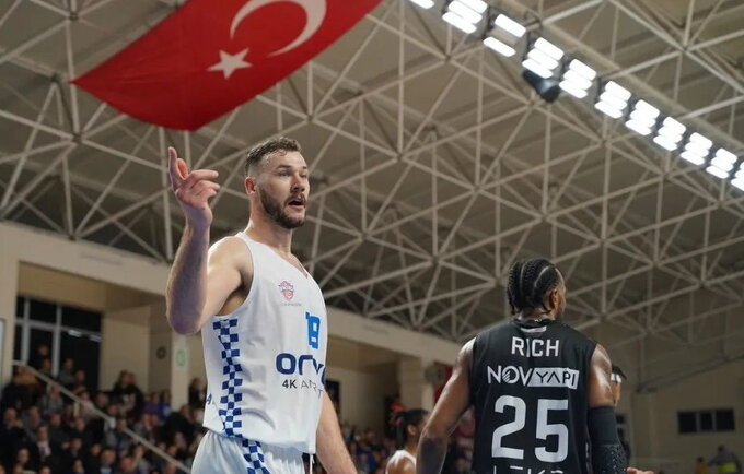 M.Sajus pelnė 10 taškų