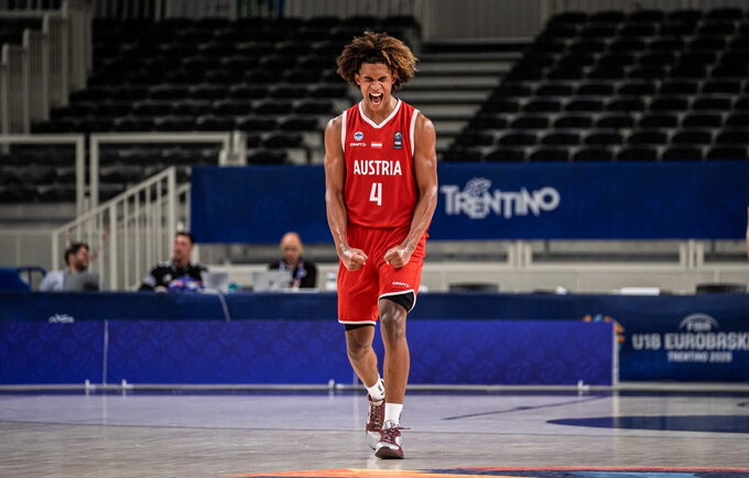 P.Thompsonas išsiuntė latvius į B divizioną (FIBA nuotr.)