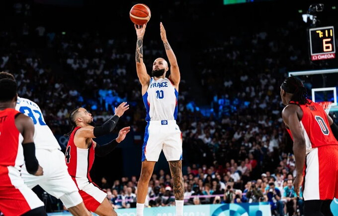 E.Fournier grįžta į Europą (FIBA nuotr.)