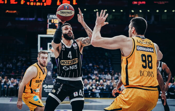 D.Washingtonas pelnė 24 taškus