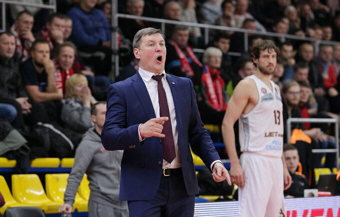 V.Černijus tiki, kad žaidimas pagerės (Josvydas Elinskas, Fotodiena.lt)