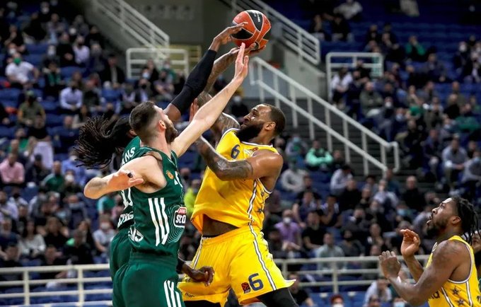 D.Williamsas keliasi į PAO (Euroleague.net)
