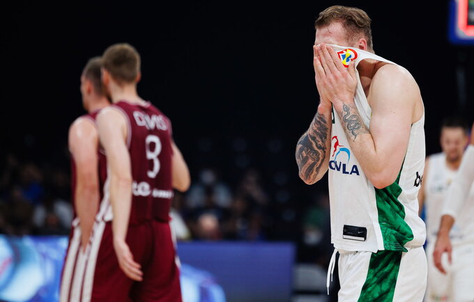 I.Brazdeikis patyrė kelio traumą (BNS nuotr.)