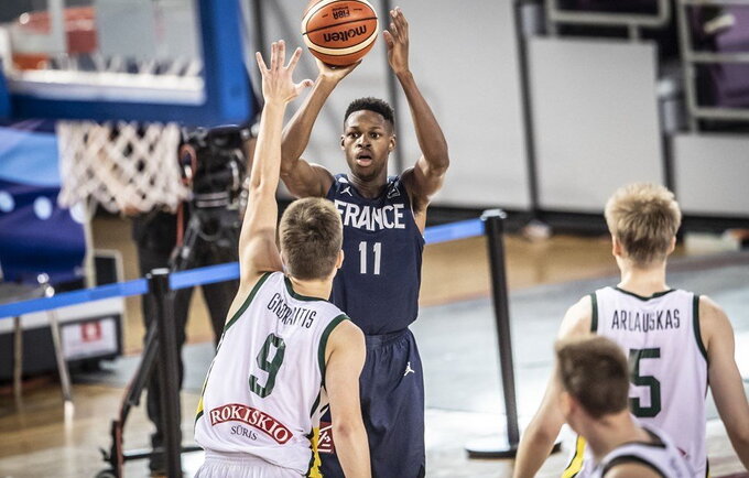 J.Ayayi pražudė Lietuvos rinktinę (FIBA nuotr.)