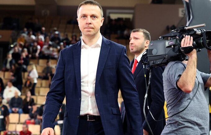 Skelbiama, kad P.Motiejūnas paliks vadovo pareigas