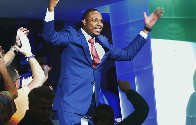 P.Pierce'as tikisi, kad ateityje skausmus ir nerimą NBA žaidėjai galės malšinti rūkydami (Scanpix nuotr.)