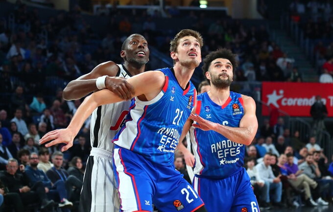 Stambulo komanda laimėjo užtikrintai
