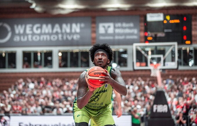 R.Thomasas domina LKL čempionus (FIBA Europe nuotr.)