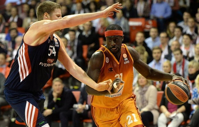 P.Mensah-Bonsu keliasi į Izraelio komandą (Scanpix nuotr.)