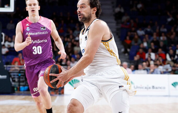 Madrido klubas toliau skina pergales