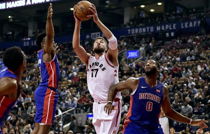 J.Valančiūnas yra vienas iš 74 europiečių NBA (Scanpix nuotr.)