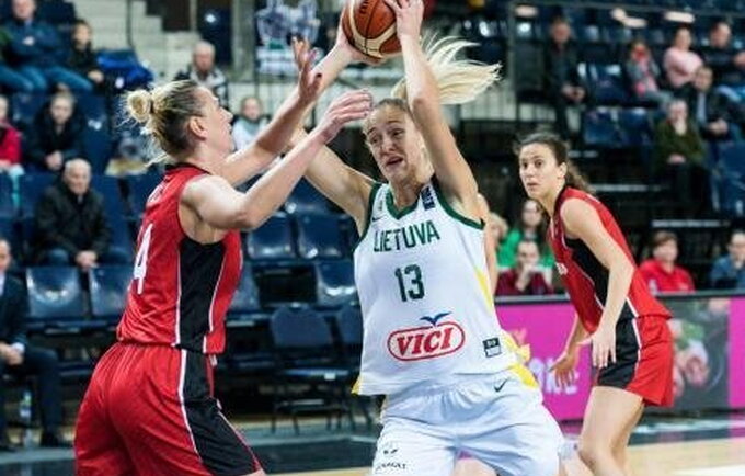 G.Petronytė ir kompanija sutrypė varžoves (Lino Žemgulio nuotr.)