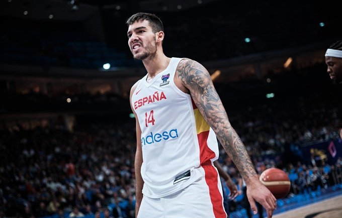 W.Hernangomezas atvyksta į Barseloną (FIBA nuotr.)