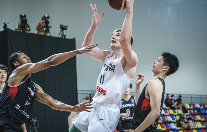 Irano talentai bandys stabdyti Ą.Tubelį (FIBA nuotr.)