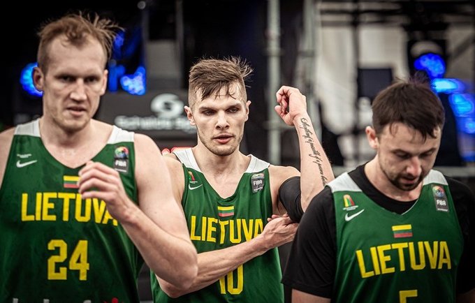 Lietuviai nusileido latviams (FIBA nuotr.)