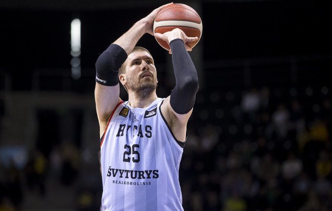 I.Buva atgaus uždirbtus pinigus (LKL nuotr.)