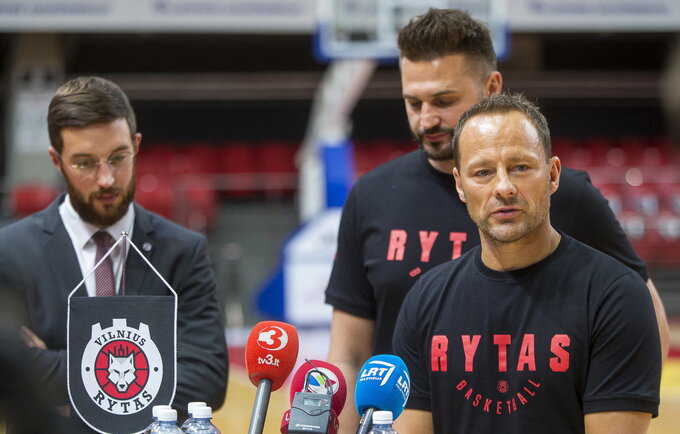 R.Jarutis atskleidė biudžetą (BNS nuotr.)