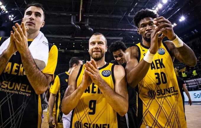 L.Lekavičius su AEK neklumpa FIBA Čempionų lygoje (FIBA nuotr.)