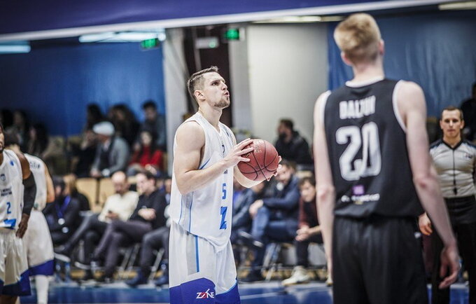 D.Krestininas pasirinko įdomią šalį tęsti karjerą (FIBA Europe nuotr.)