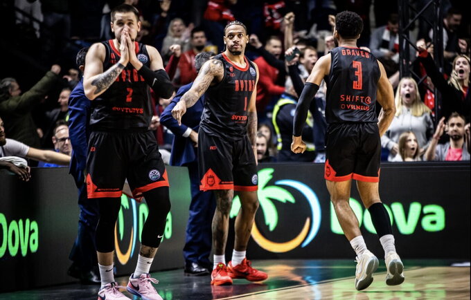 S.Flaggas su sirena išplėšė pratęsimą (FIBA nuotr.)