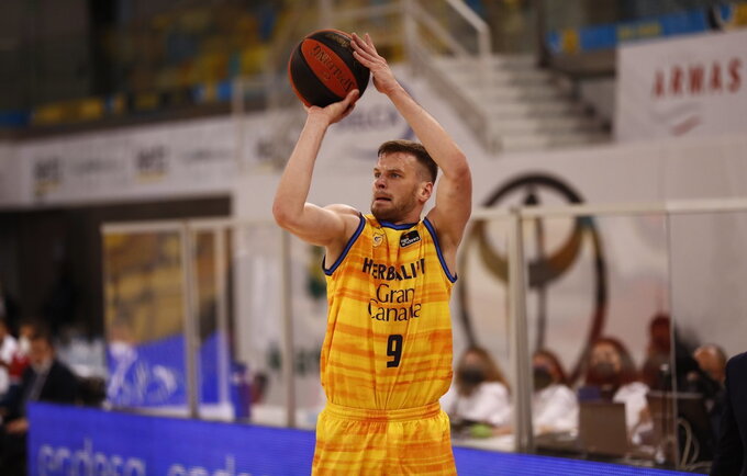 T.Dimša prie pergalės prisidėjo 9 taškais