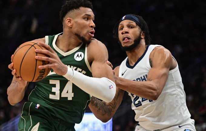 G.Antetokounmpo yra pasirengęs vesti graikus į olimpiadą (Scanpix nuotr.)