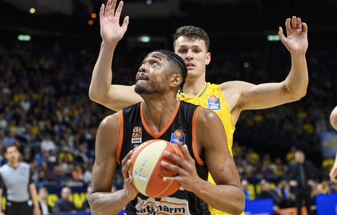 B.Caboclo skriaudė Berlyno klubą (Scanpix nuotr.)