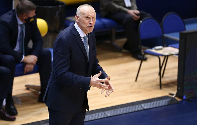 R.Kurtinaitis atgaus pinigus