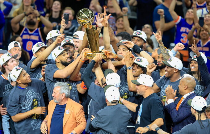 „Knicks“ tapo NBA čempionais (EPA-ELTA nuotr.)