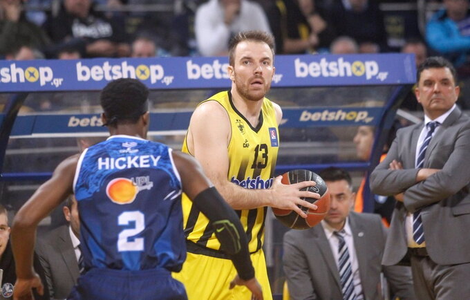 M.Gecevičius lauks savo uždirbtų pinigų