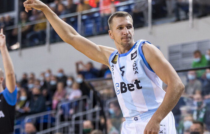 E.Šaulys džiaugiasi etapu Jonavoje (BNS nuotr.)