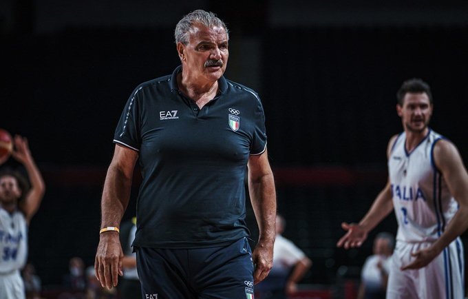 R.Sacchetti neteko savo darbo (FIBA nuotr.)